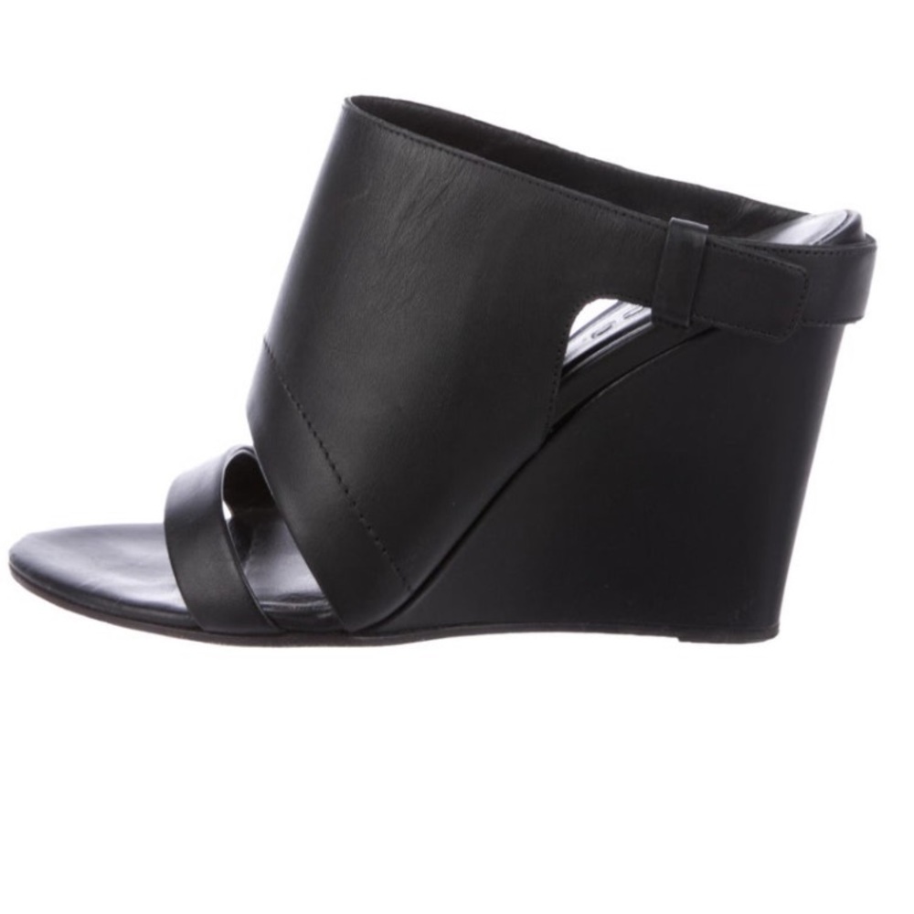 Vince Wedges